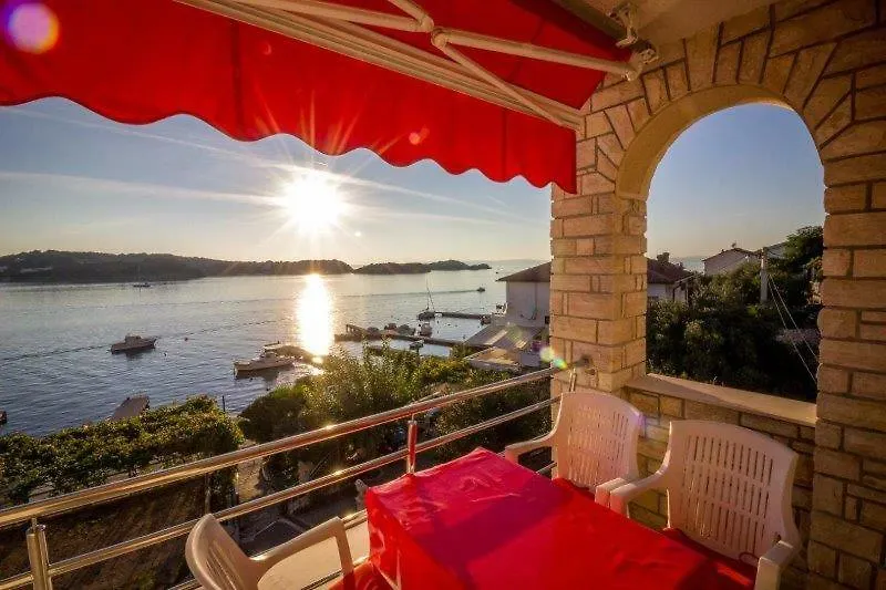 Villa Suzana Supetarska Draga Apartment